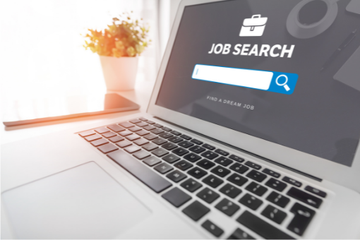 Four Job Search Tactics That Will Help You Make The Most Out of LinkedIn